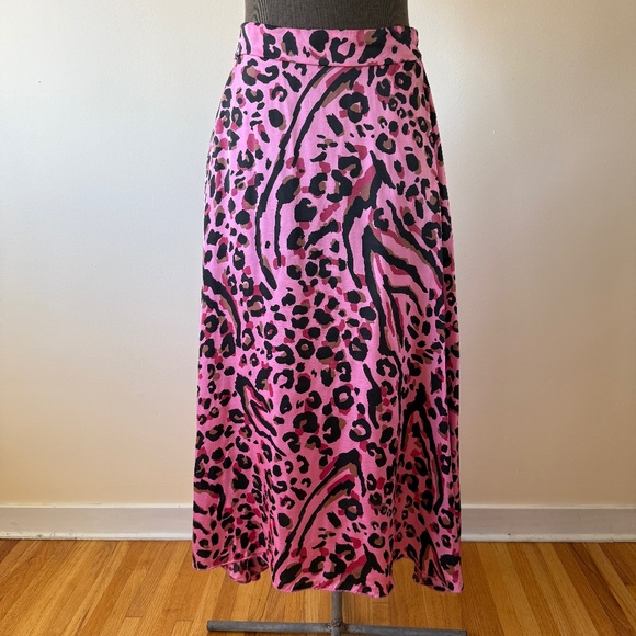 Beautiful Flowy Silk Pink and Black Leopard Print Maxi Skirt - Picture 1 of 11